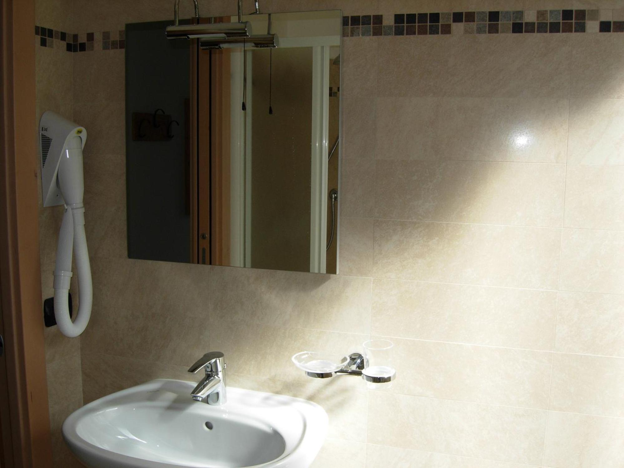 ميتزولاغو B&B Ledro Affittacamere المظهر الخارجي الصورة